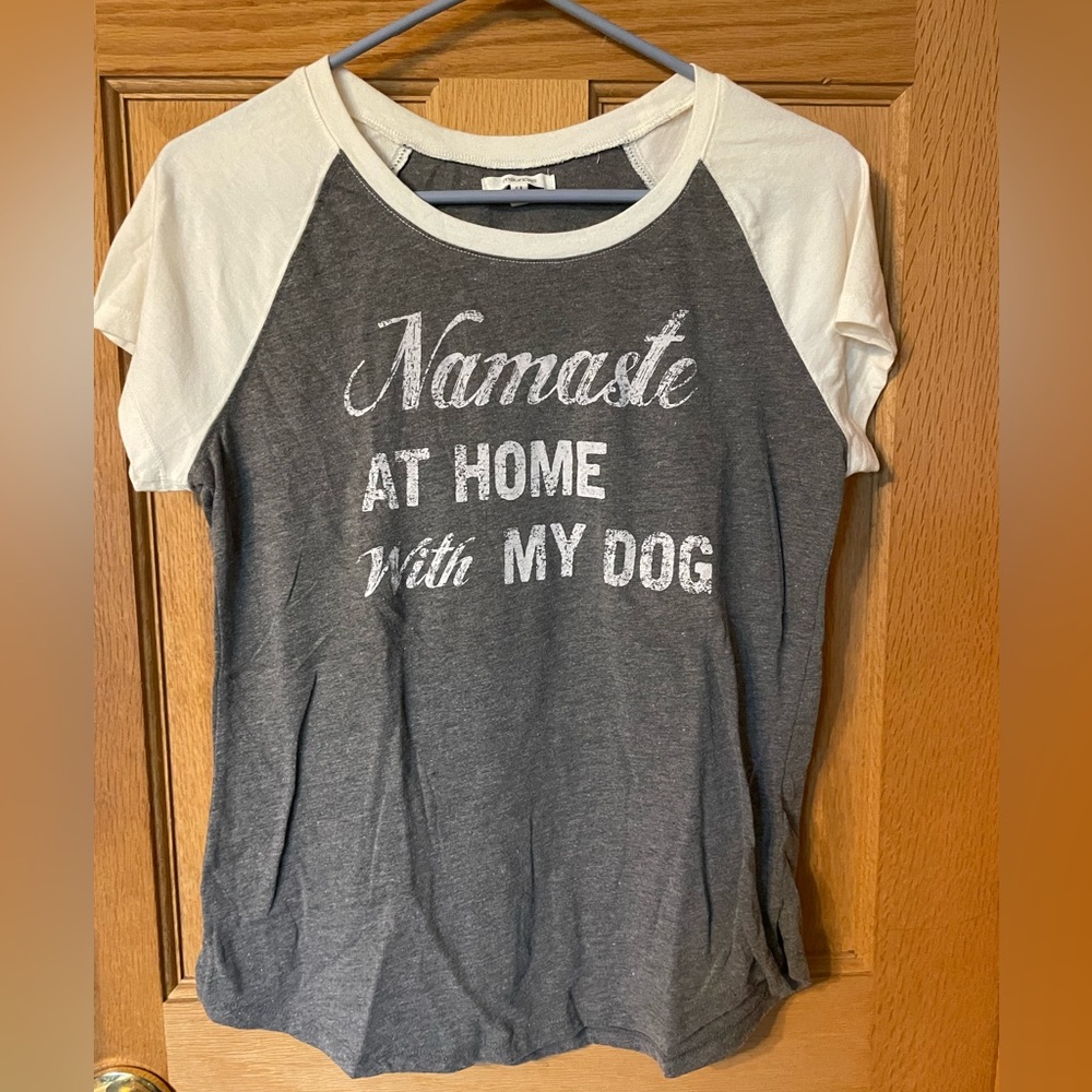 Women’s medium script t shirt